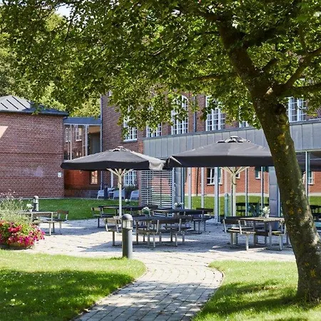 Danhostel * Эсбьерг