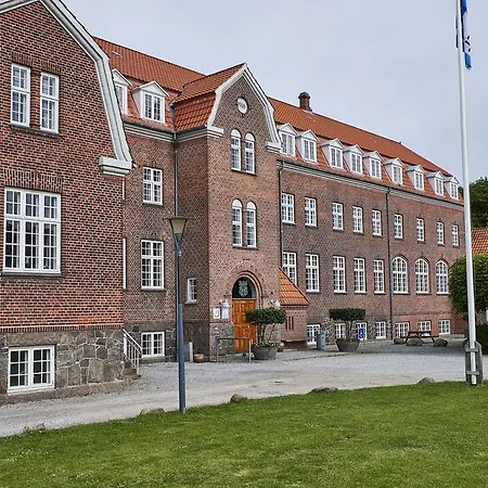 Danhostel Хостел *