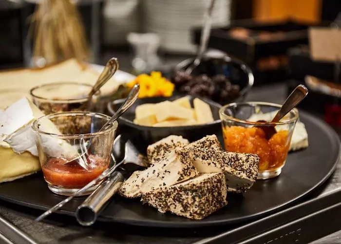 Danhostel Хостел *