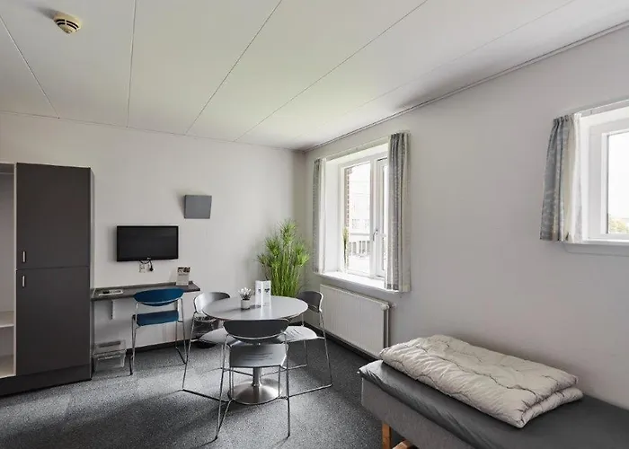 Vandrarhem Danhostel *